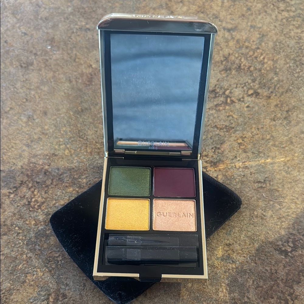 Guerlain Eyeshadow Palette - Green, Burgundy, Gold, Cream